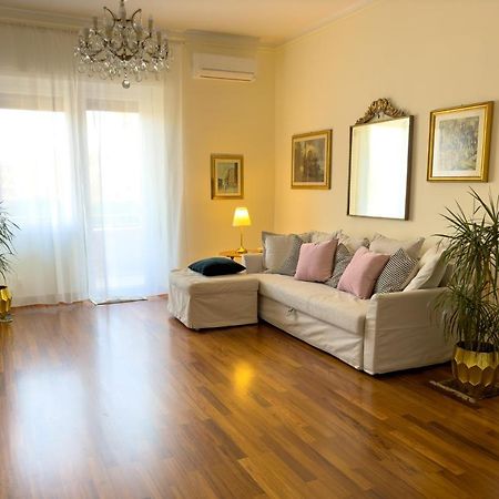 Elegant Apartment In City Center كالياري المظهر الخارجي الصورة